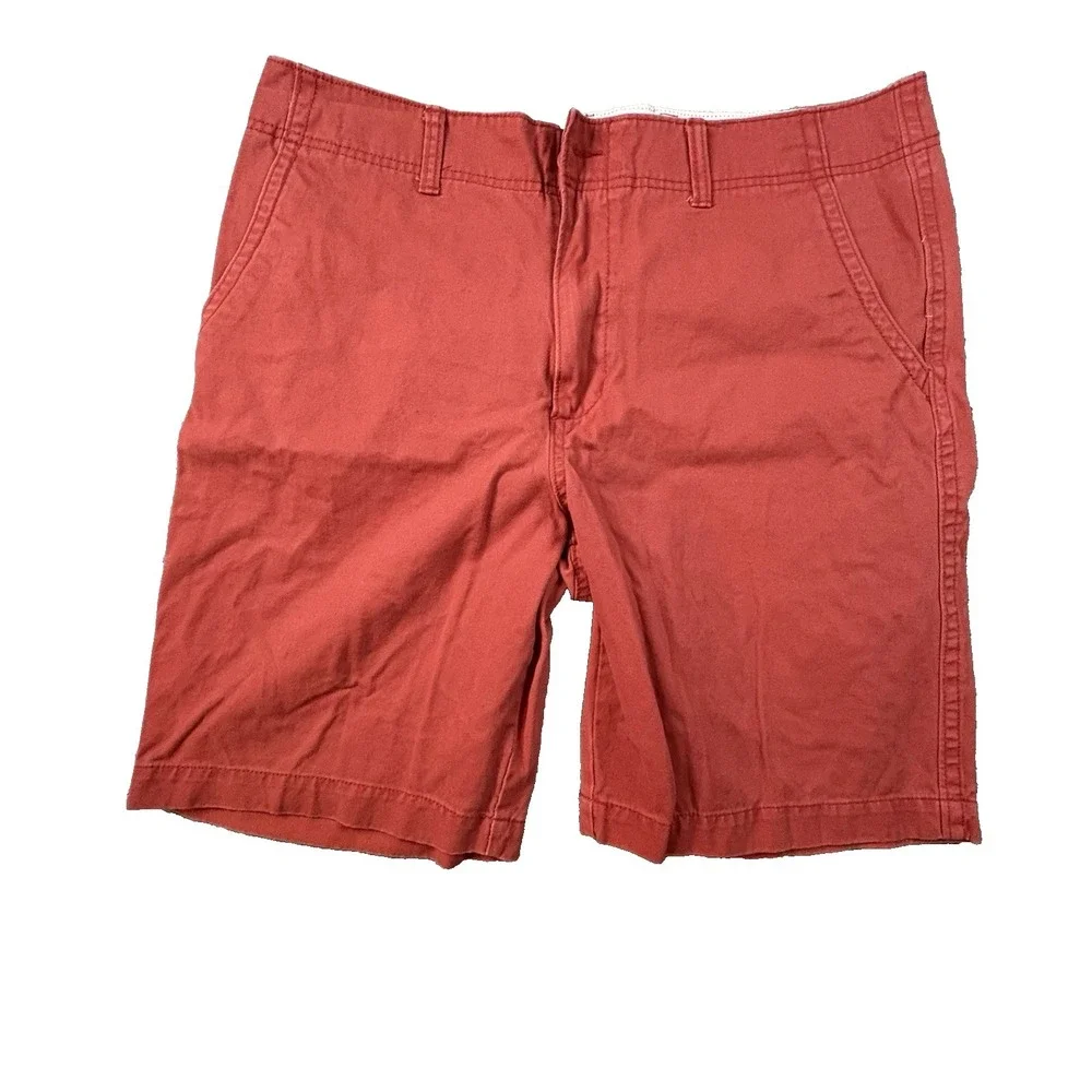 Old Navy Men's 38 Red Coral Broken In Khaki Shorts Classic Length Flat Front